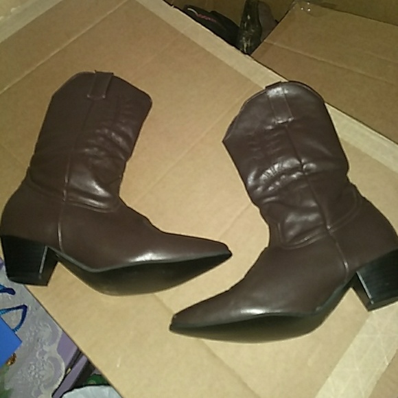 Other - Brown cowgirl boots big kid xl 4/5 or woman small